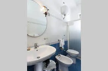 Le Sirene Hotel 2*