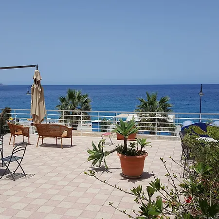 Le Sirene فندق سيلا